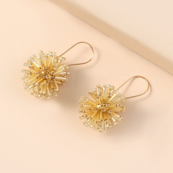 Hand Woven Ethnic Earring - Picture 1 of 2